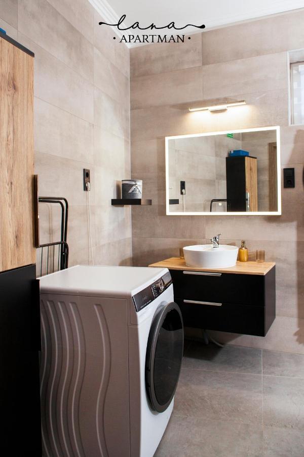 Lana Apartman Makó Buitenkant foto